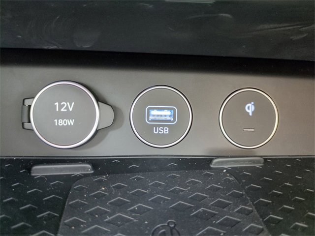 Certified 2025 Genesis G70 2.5T w/ Sport Prestige Package image 21