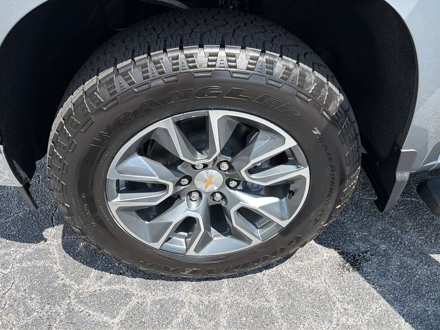 New 2026 Chevrolet Silverado 1500 LT AWD/4WD image 35