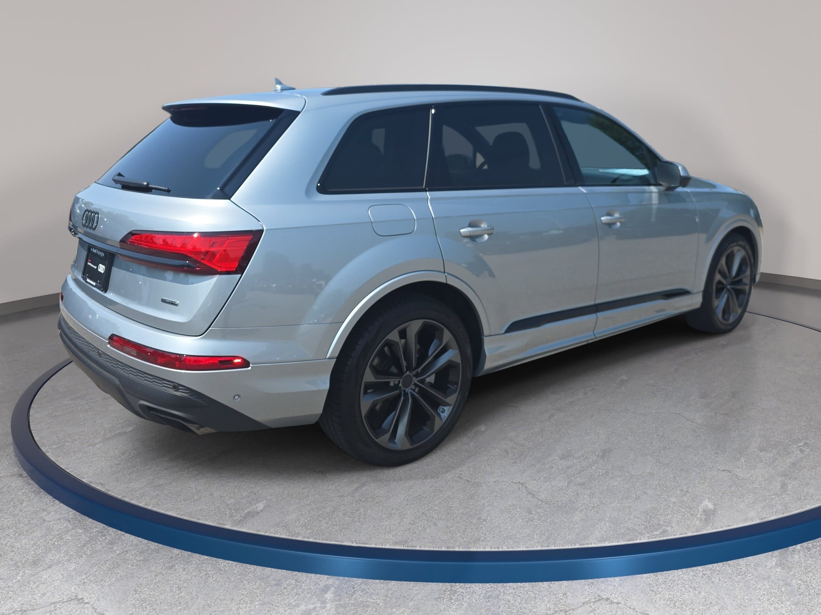 Certified 2026 Audi Q7 3.0T Premium Plus w/ Premium Plus Package AWD/4WD image 6