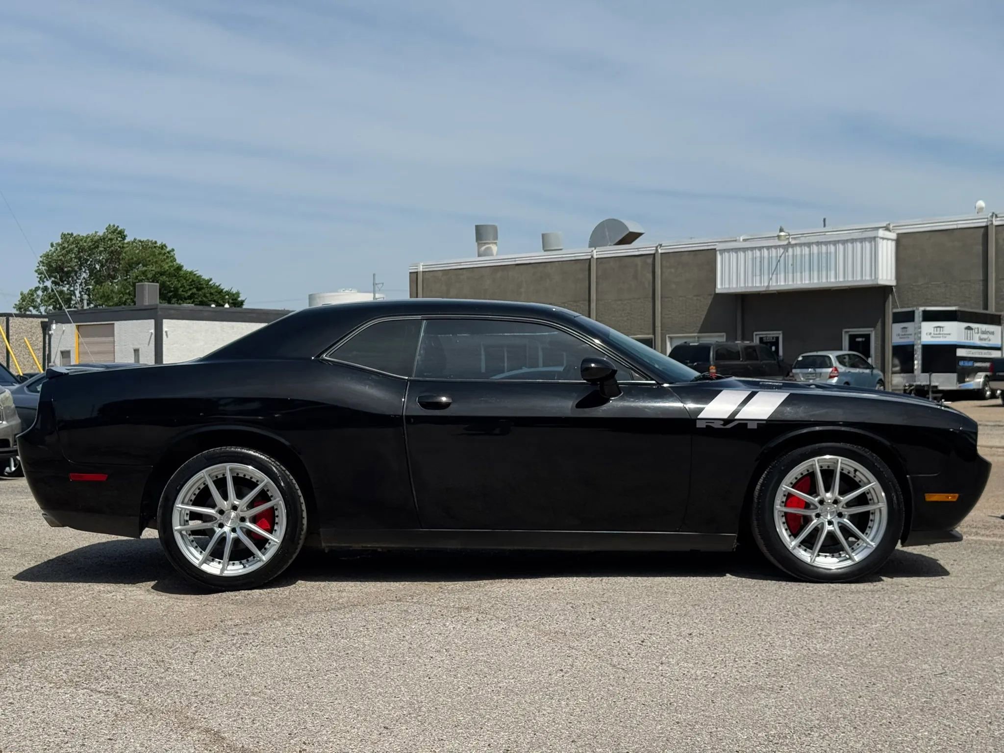 Used 2012 Dodge Challenger R/T RWD image 8