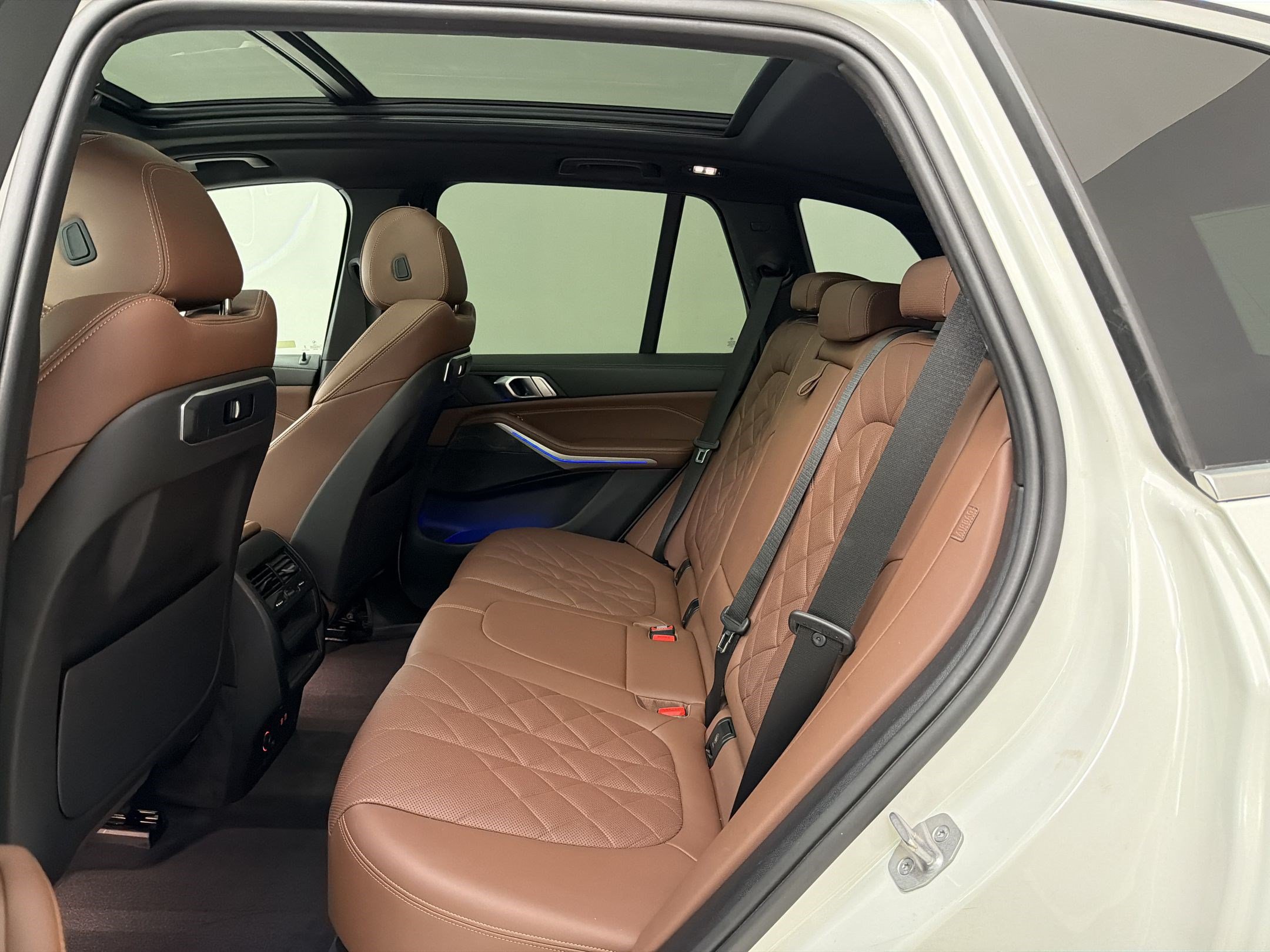 Certified 2024 BMW X5 sDrive40i w/ Parking Assistance Package RWD image 24