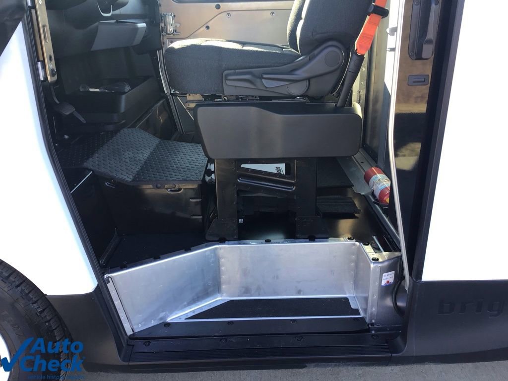 Used 2024 Chevrolet Brightdrop 600 w/ Commercial Equipment Package image 15