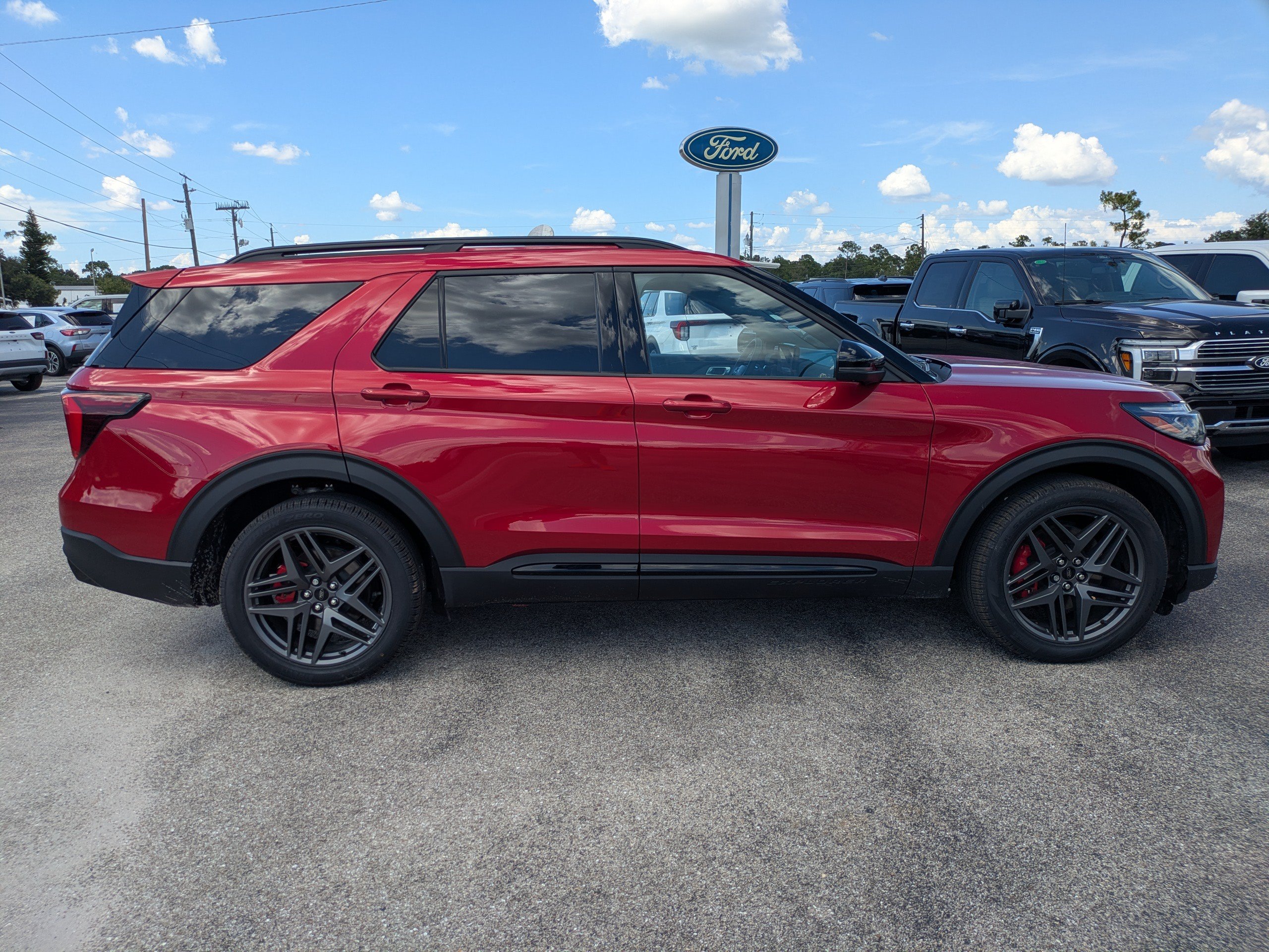 Used 2026 Ford Explorer ST w/ Sun And Sound Package AWD/4WD image 3