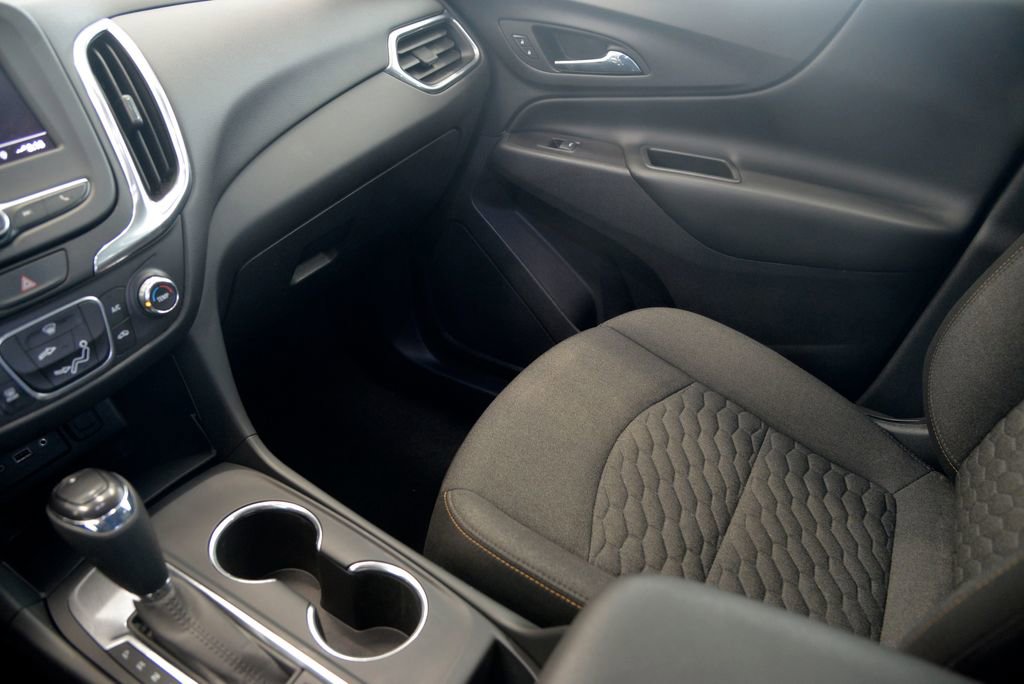 Used 2020 Chevrolet Equinox LT image 26