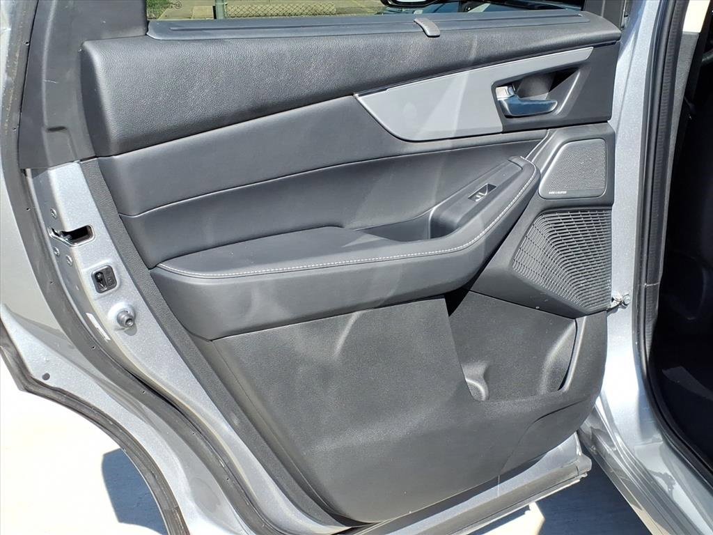 Used 2025 Acura MDX w/ Technology Package image 17