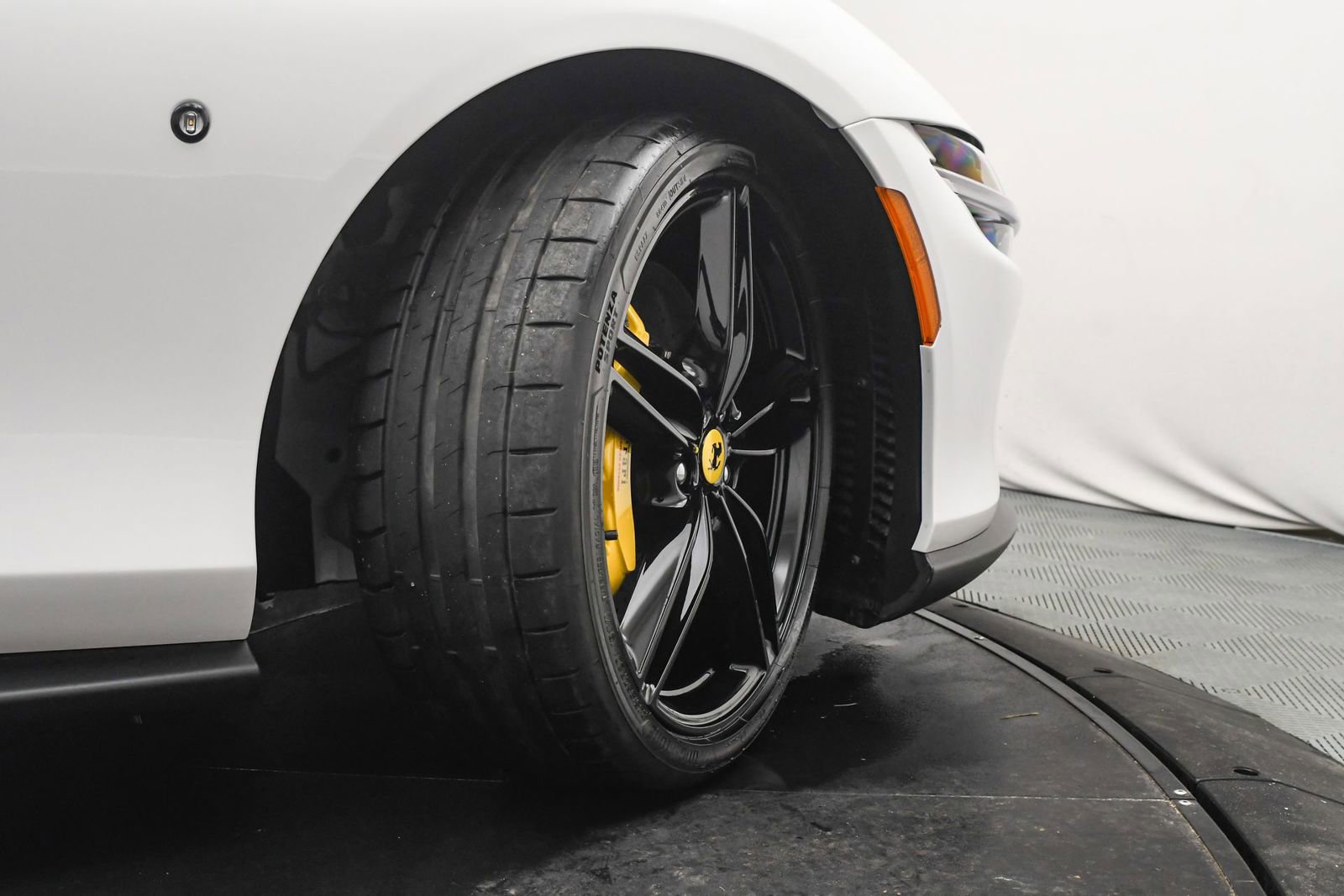 Certified 2024 Ferrari Roma Spider image 38