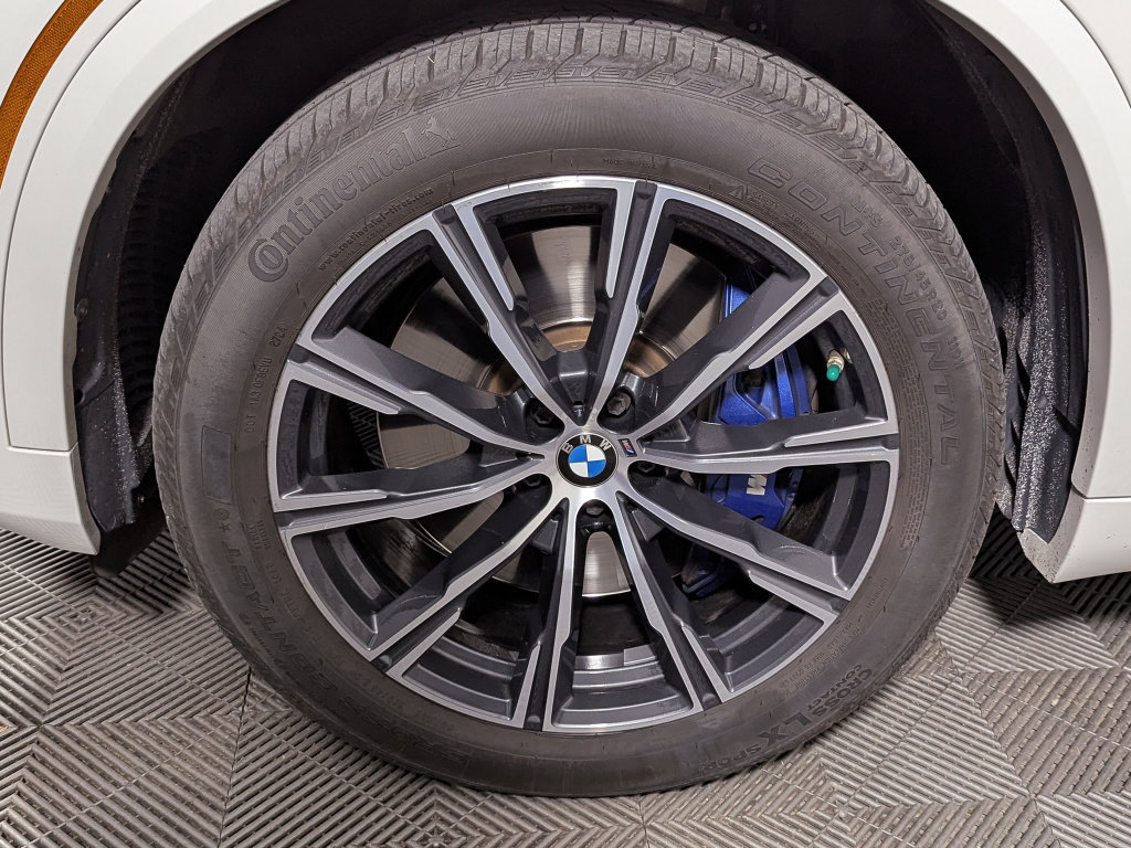 Used 2020 BMW X5 xDrive40i w/ M Sport Package AWD/4WD image 58
