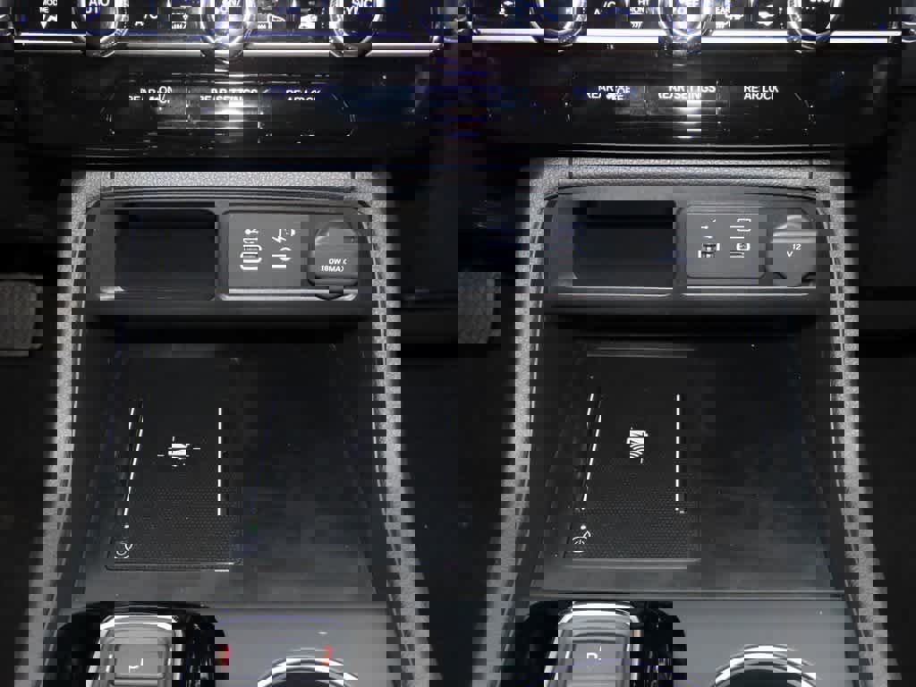 New 2025 Honda Pilot Touring image 24