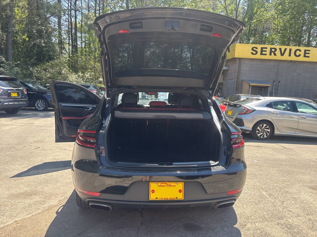 Used 2017 Porsche Macan AWD/4WD image 16