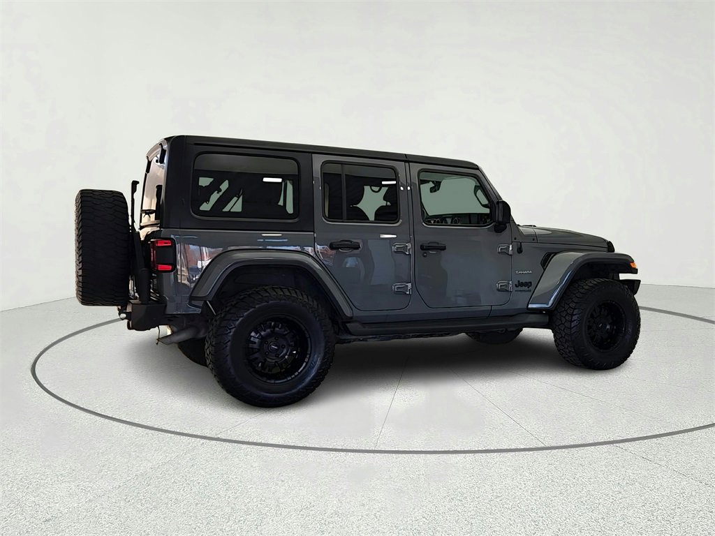 Used 2018 Jeep Wrangler Unlimited Sahara w/ Uconnect 4C Nav & Sound Group image 8