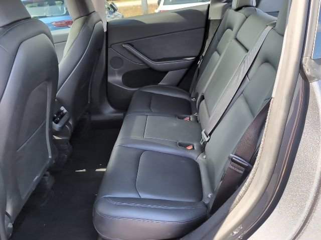 Used 2023 Tesla Model Y Long Range image 20