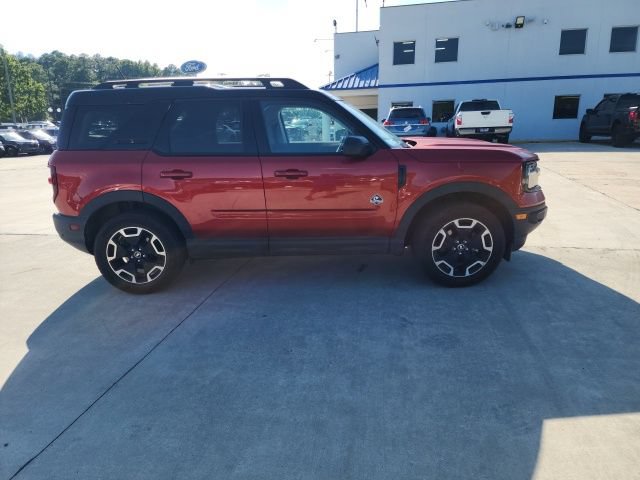 Certified 2024 Ford Bronco Sport Outer Banks w/ Tech Package AWD/4WD image 17