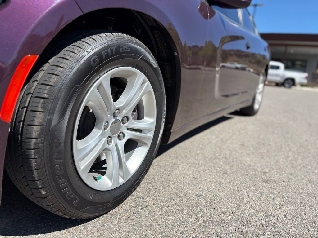 Used 2020 Dodge Charger SXT image 13