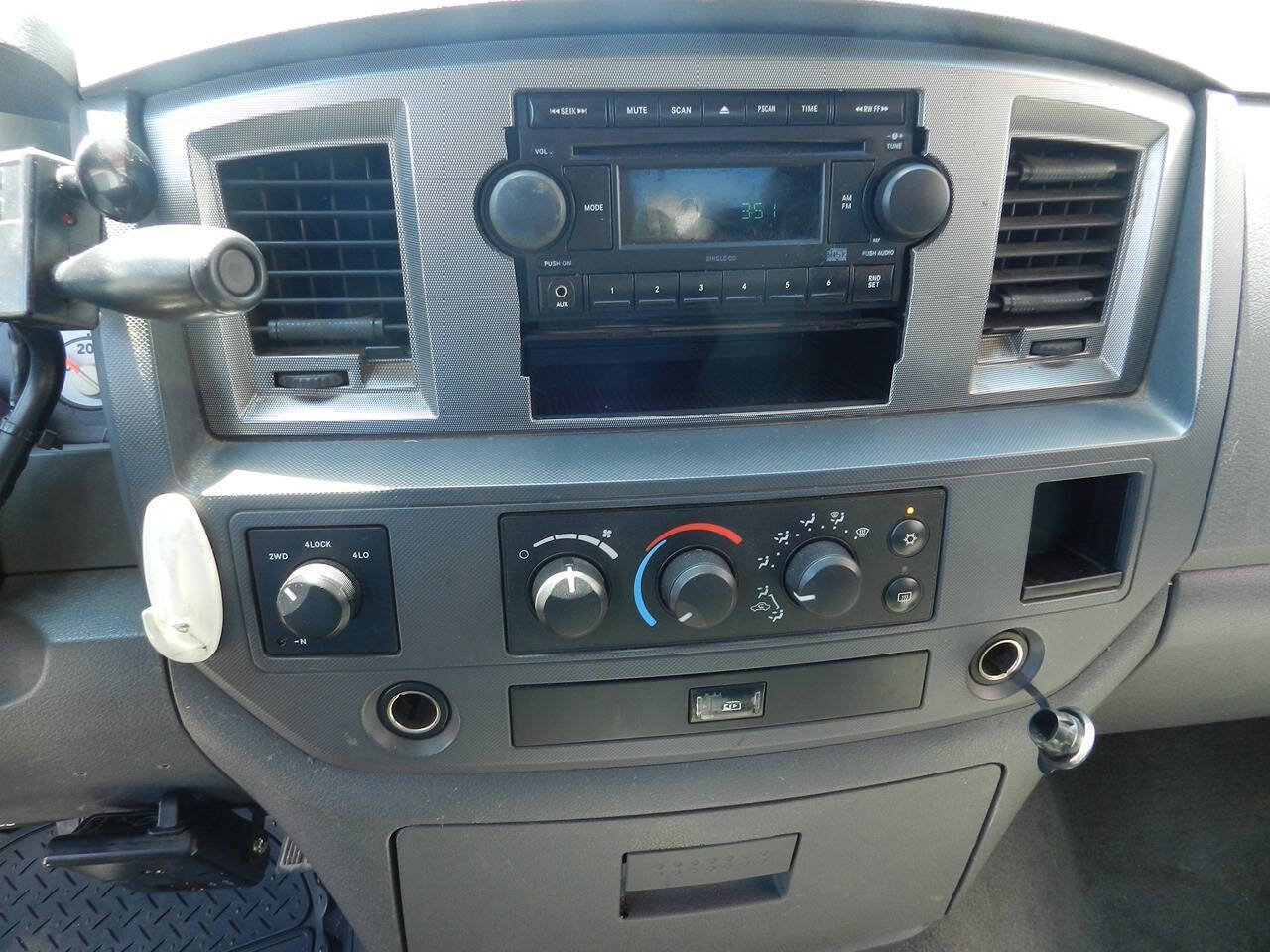 Used 2006 Dodge Ram 3500 Truck SLT AWD/4WD image 16