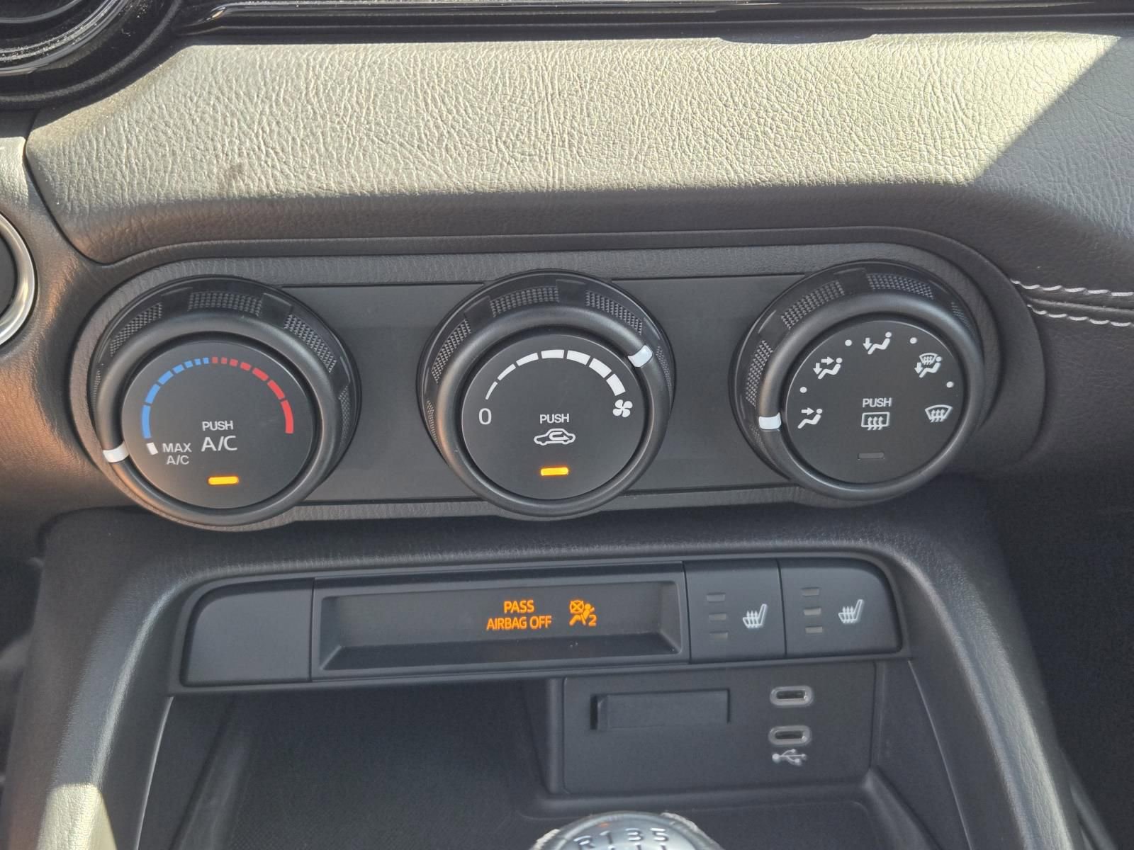 Used 2024 MAZDA MX-5 Miata Club w/ Interior Package image 13