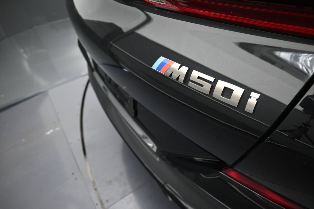 Used 2023 BMW X6 M50i w/ Dynamic Handling Package AWD/4WD image 25