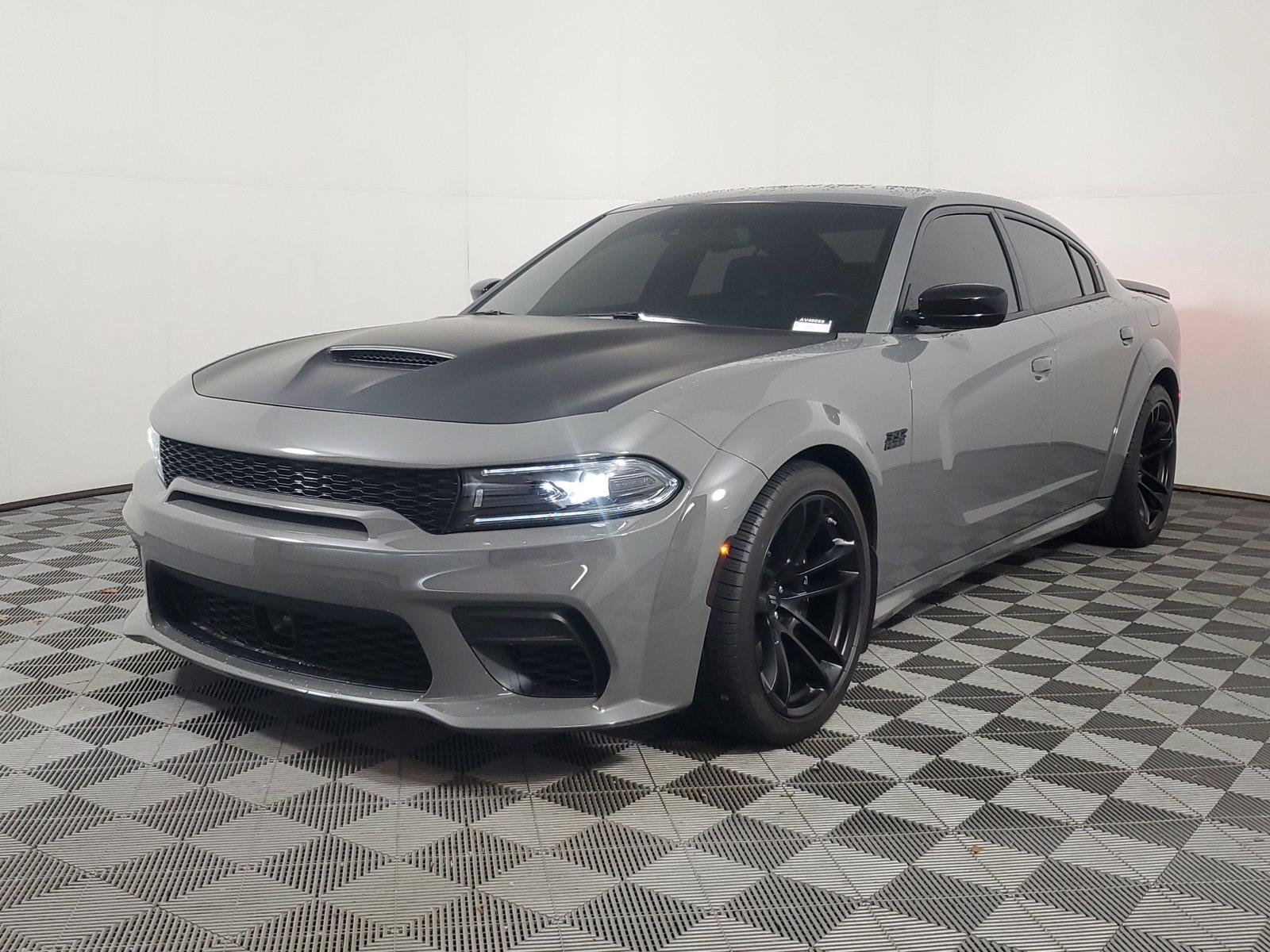 Used 2023 Dodge Charger Scat Pack RWD image 3