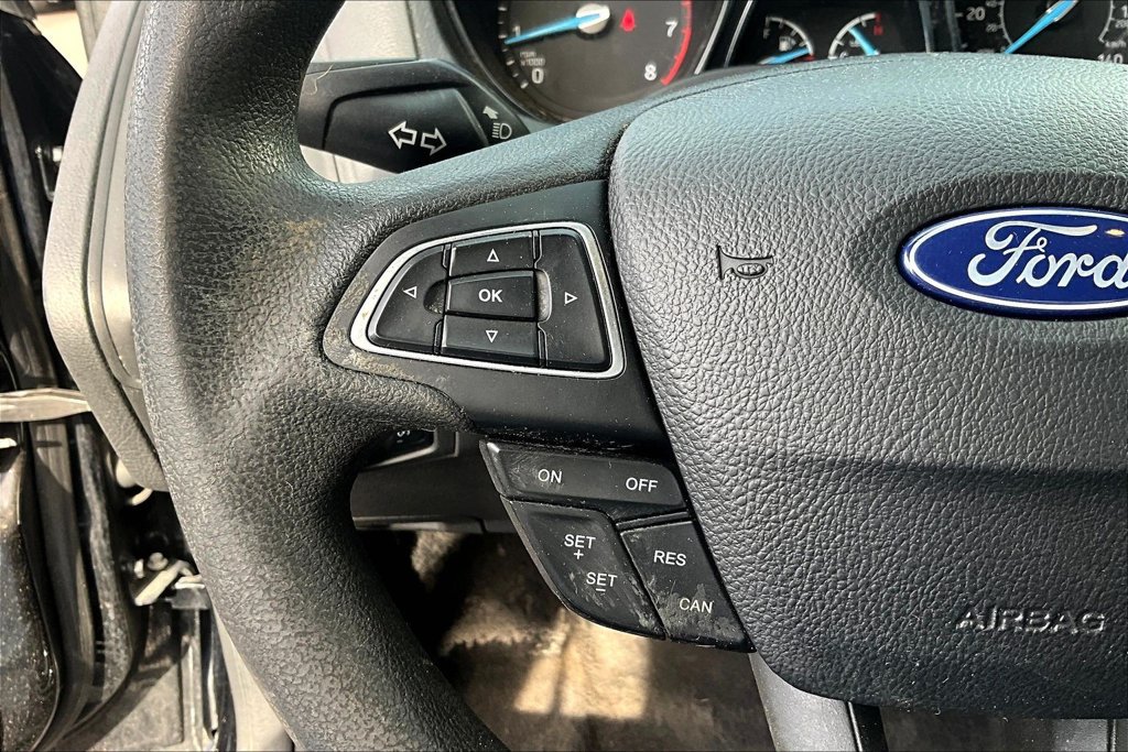 Used 2017 Ford Focus SEL FWD image 11