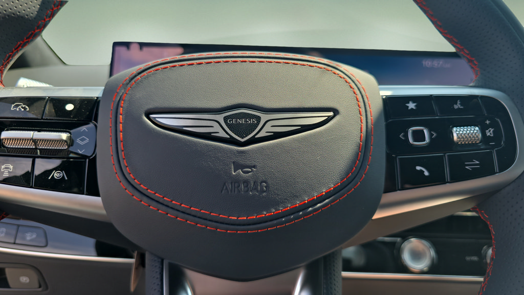 New 2027 Genesis GV70 3.5T Prestige AWD/4WD image 15