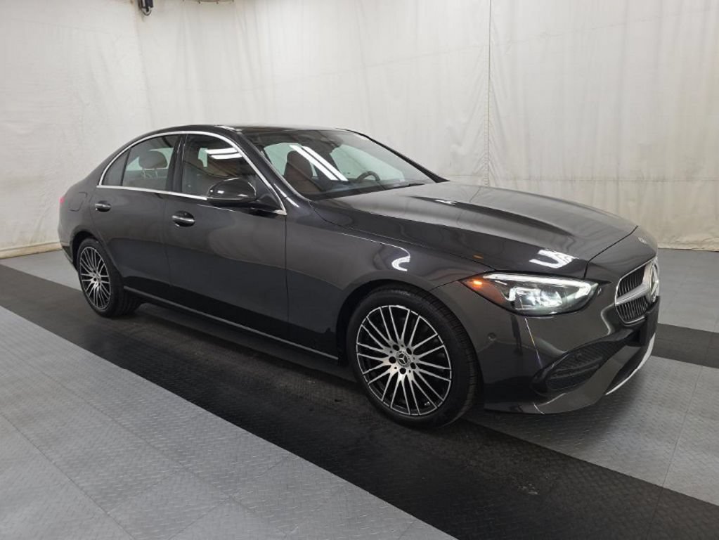 Used 2023 Mercedes-Benz C 300 4MATIC Sedan image 3