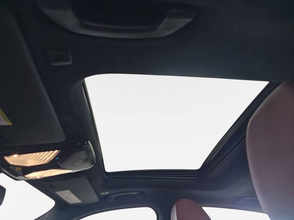 Certified 2023 BMW 330e xDrive w/ Driving Assistance Package image 28