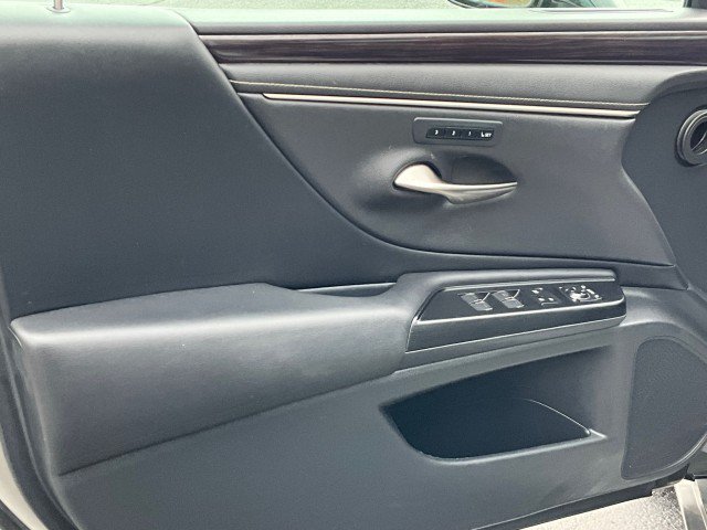 Used 2021 Lexus ES 250 w/ Premium Package AWD/4WD image 30