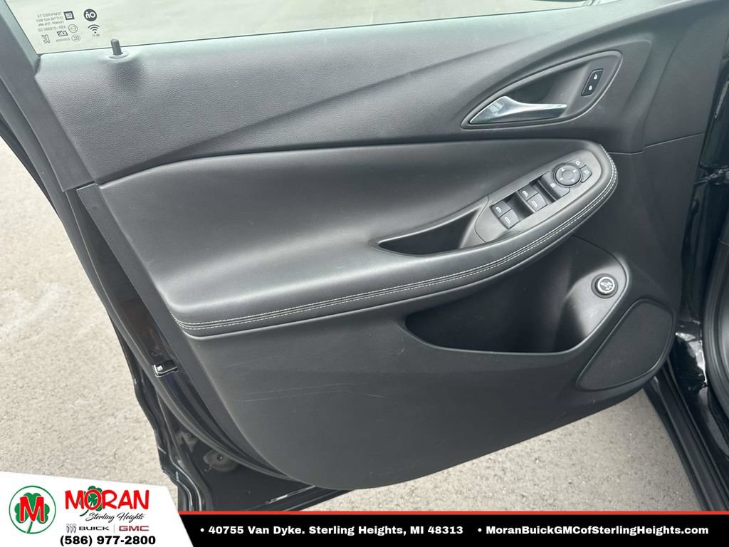 Certified 2024 Buick Encore GX Preferred w/ Comfort Package FWD image 14