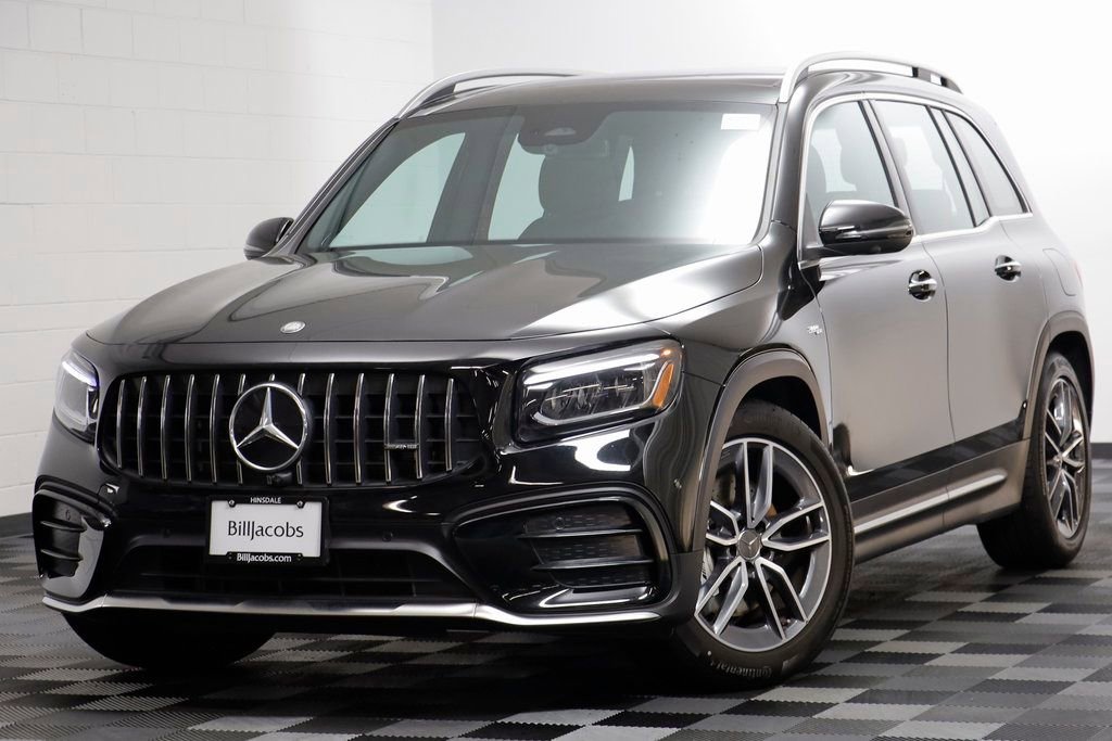 Used 2025 Mercedes-Benz GLB 35 AMG 4MATIC image 1