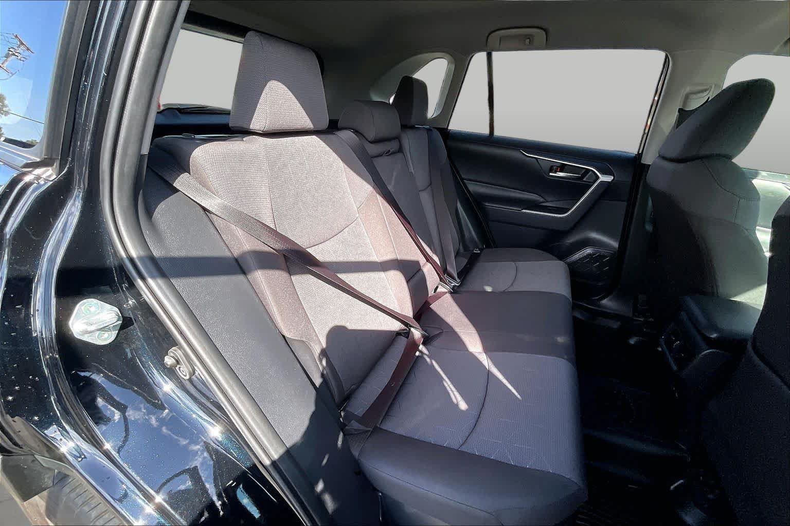 Certified 2025 Toyota RAV4 XLE AWD/4WD image 19