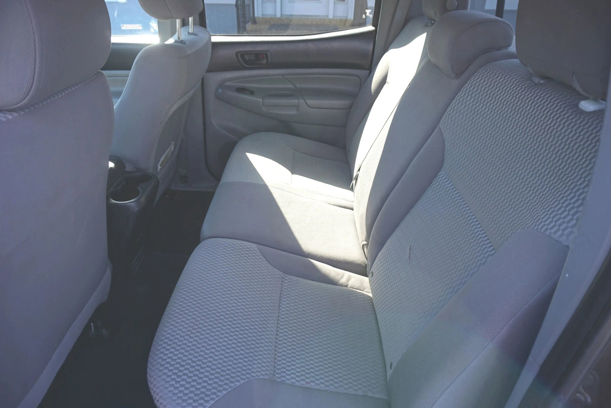 Used 2014 Toyota Tacoma PreRunner w/ SR5 Package RWD image 16