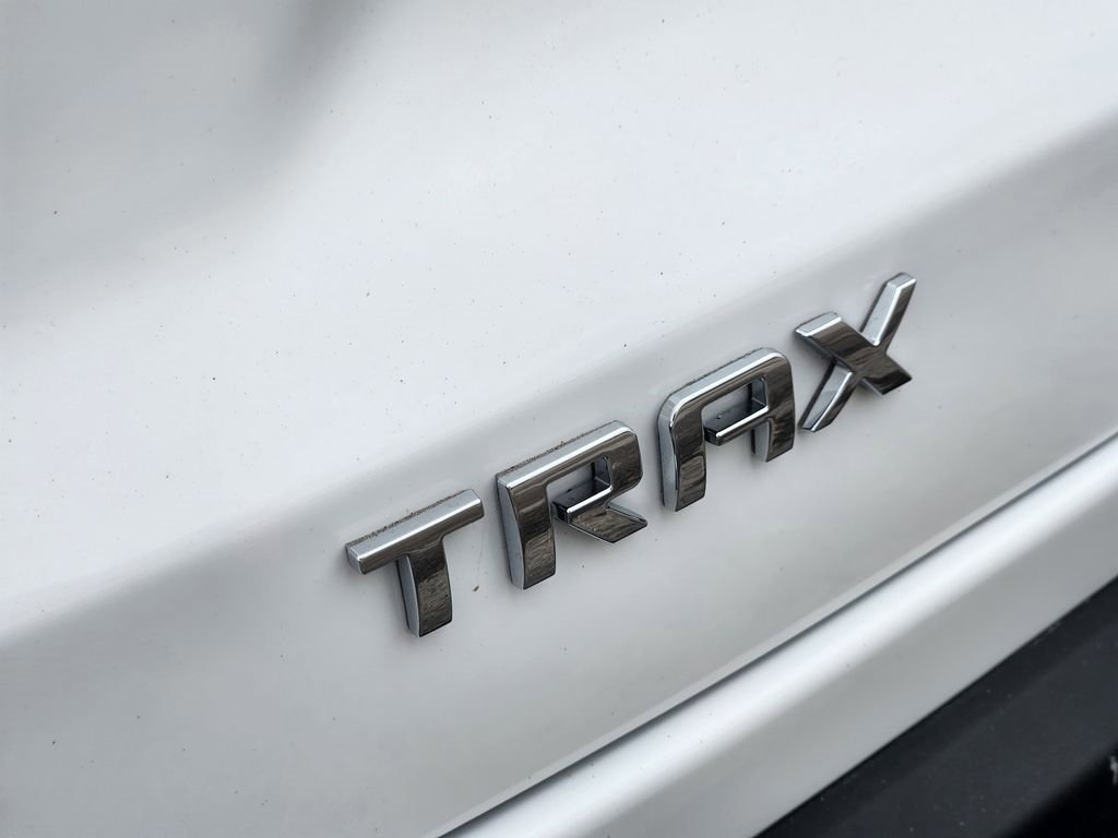 Used 2026 Chevrolet Trax LT image 12