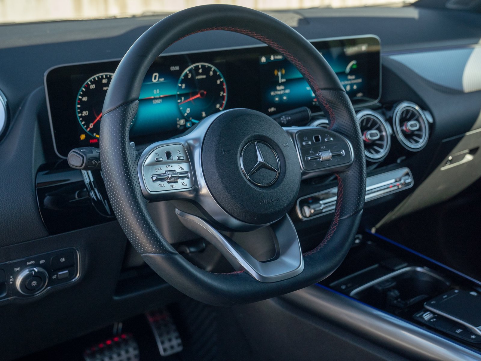 Certified 2021 Mercedes-Benz GLA 250 4MATIC image 16