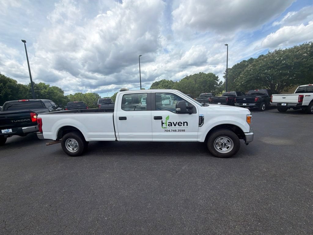 Used 2017 Ford F250 XL w/ Power Equipment Group RWD image 4