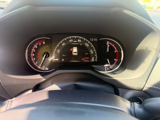 Used 2025 Toyota RAV4 XLE image 19