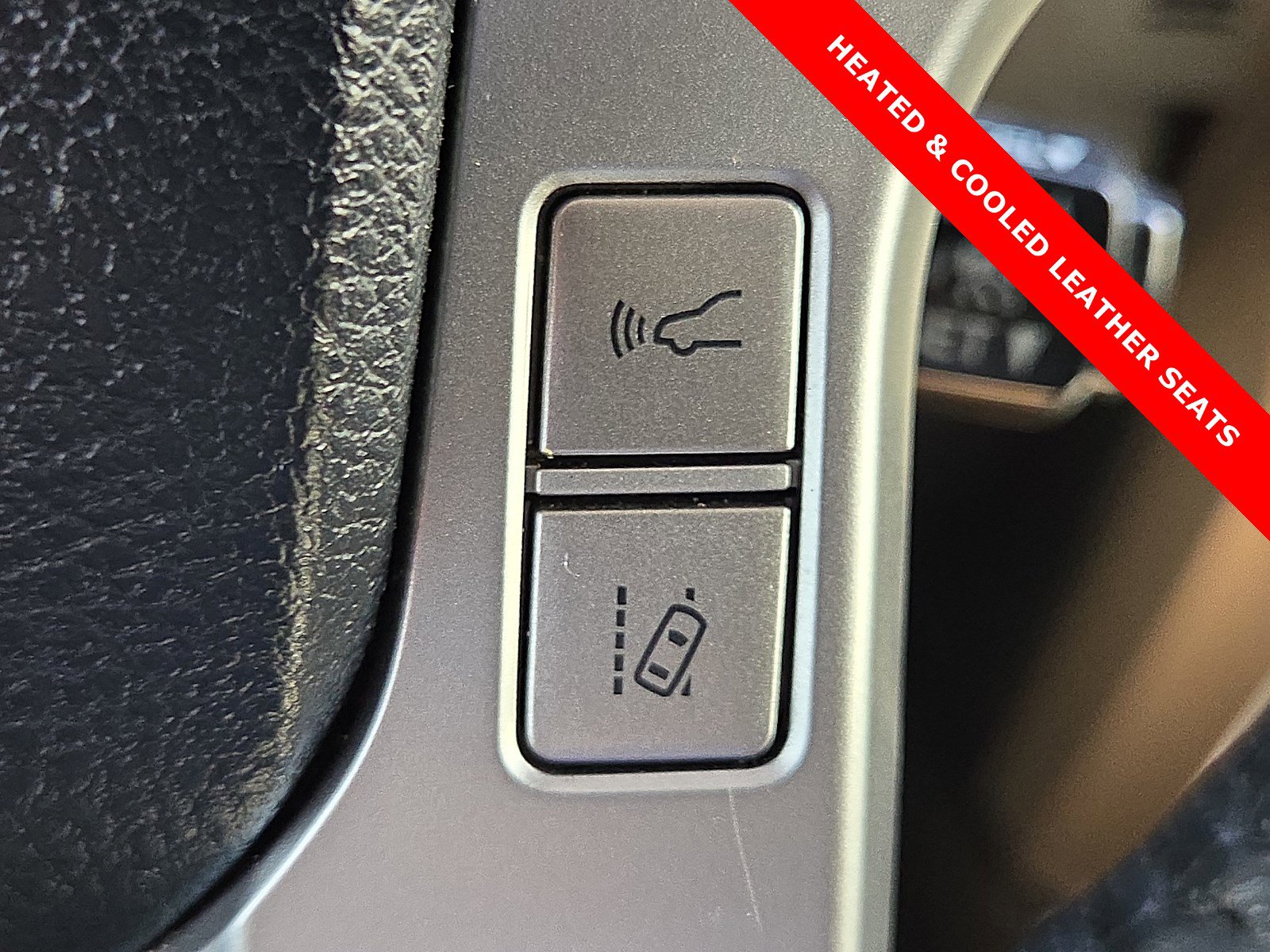 Used 2022 Toyota 4Runner Limited image 22