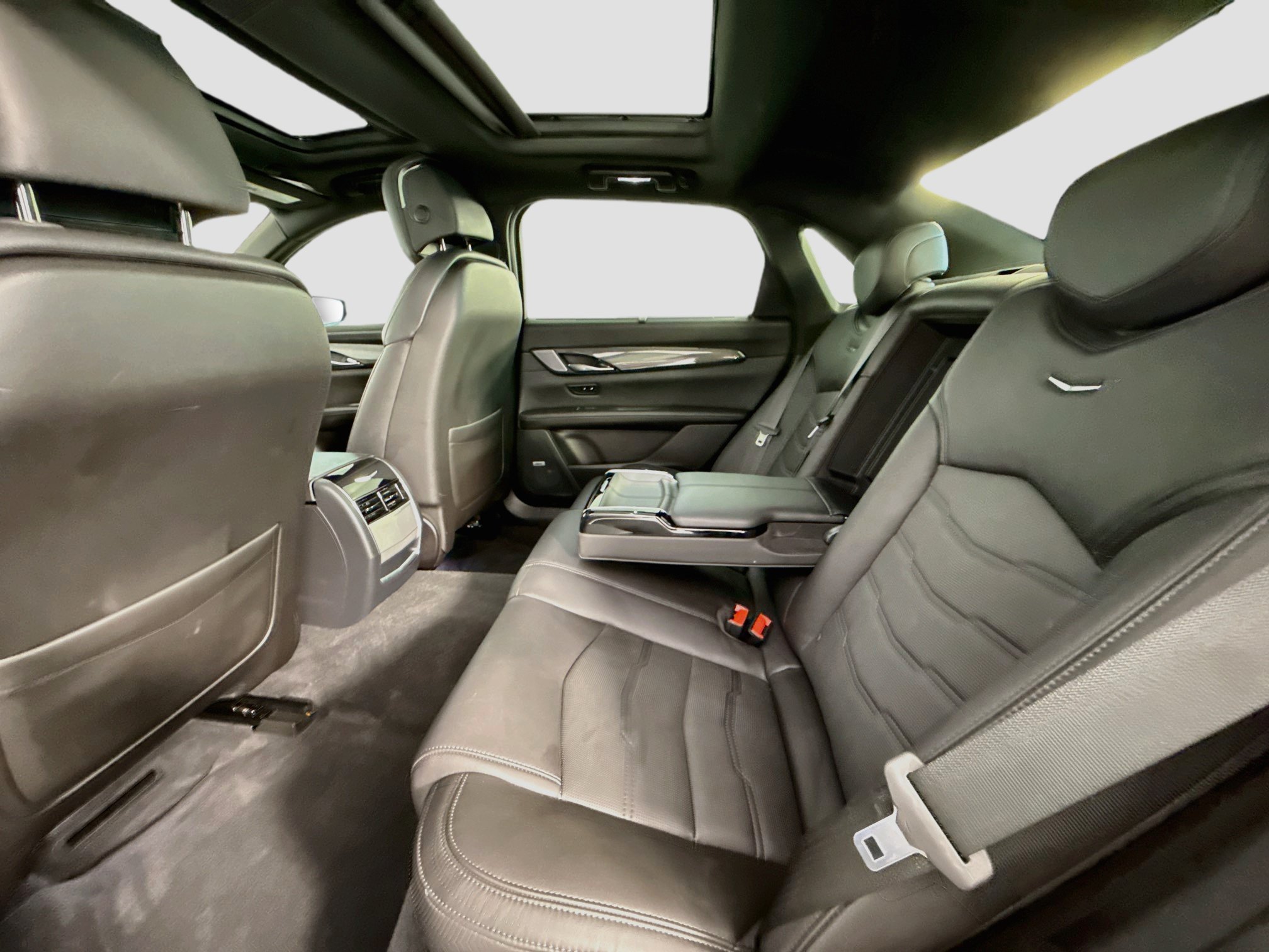 Used 2020 Cadillac CT6 V w/ LPO, Premium Carpet Package AWD/4WD image 27