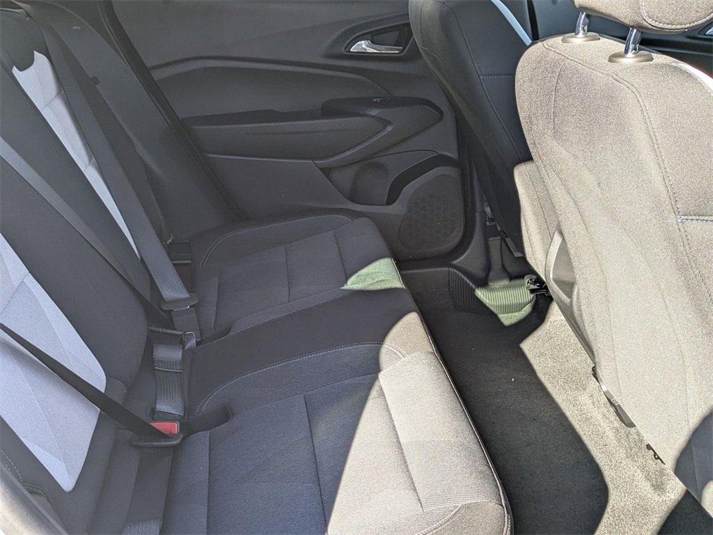 Used 2025 Chevrolet Trax LS image 28