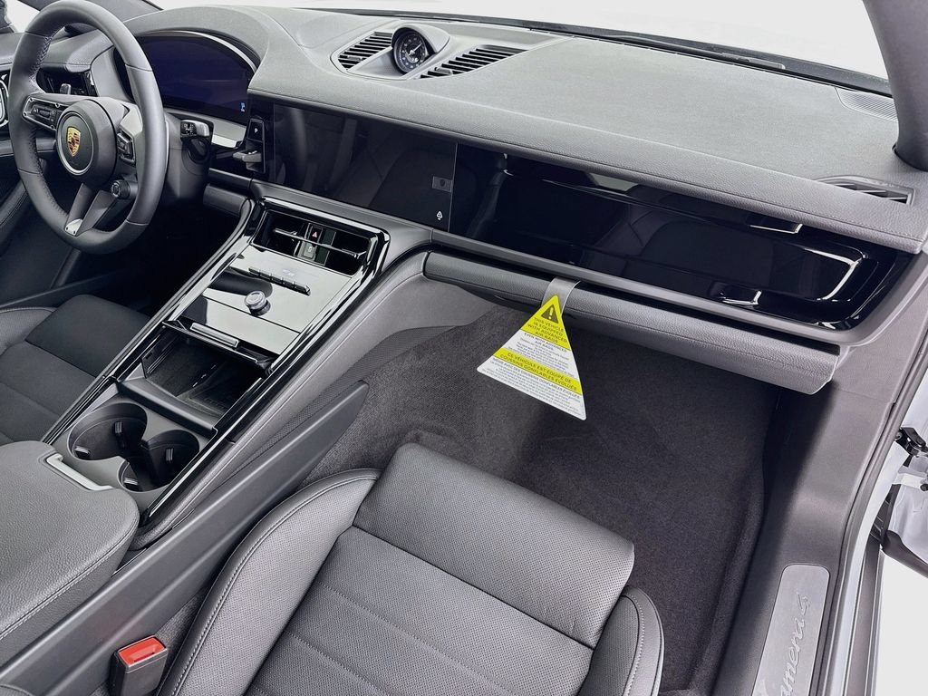 New 2026 Porsche Panamera 4 AWD/4WD image 31