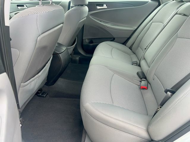 Used 2011 Hyundai Sonata GLS image 13