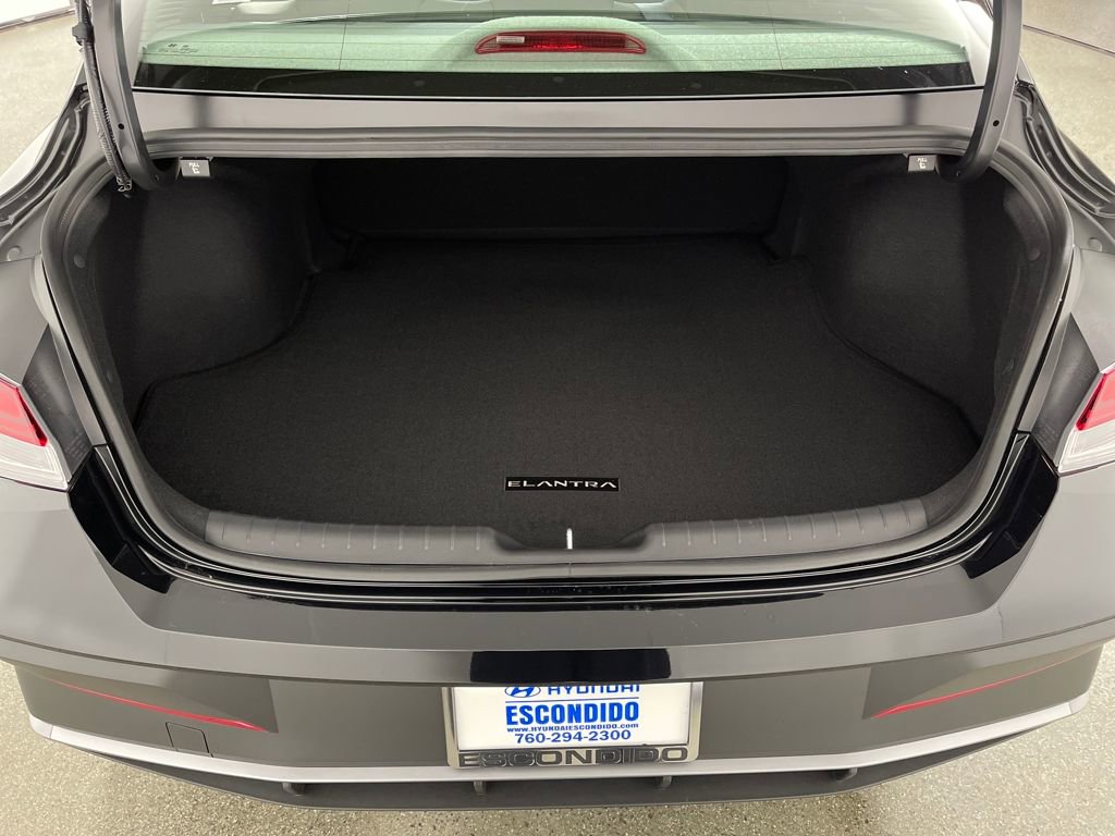 New 2026 Hyundai Elantra Sport image 10