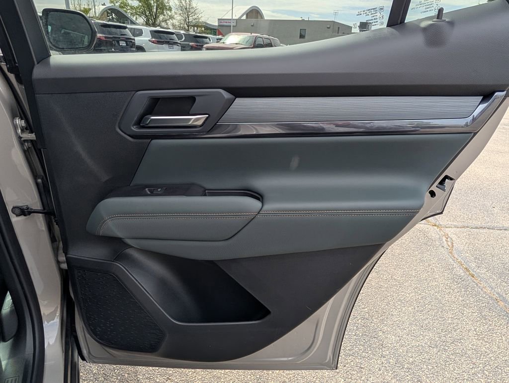 New 2026 GMC Terrain AT4 w/ Convenience Package III AWD/4WD image 25