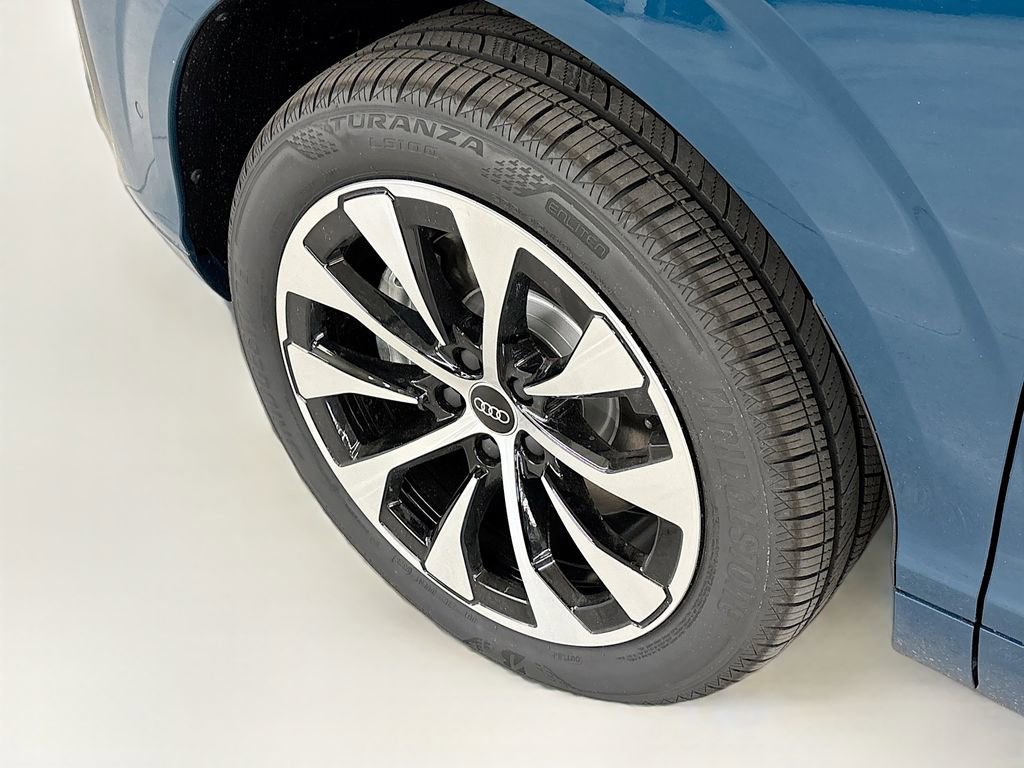 New 2026 Audi Q3 quattro 2.0T AWD/4WD image 21