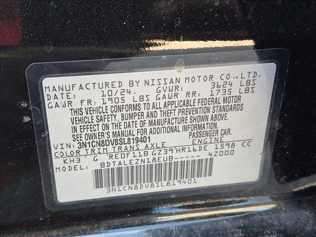 Used 2017 Nissan Versa SV FWD image 23
