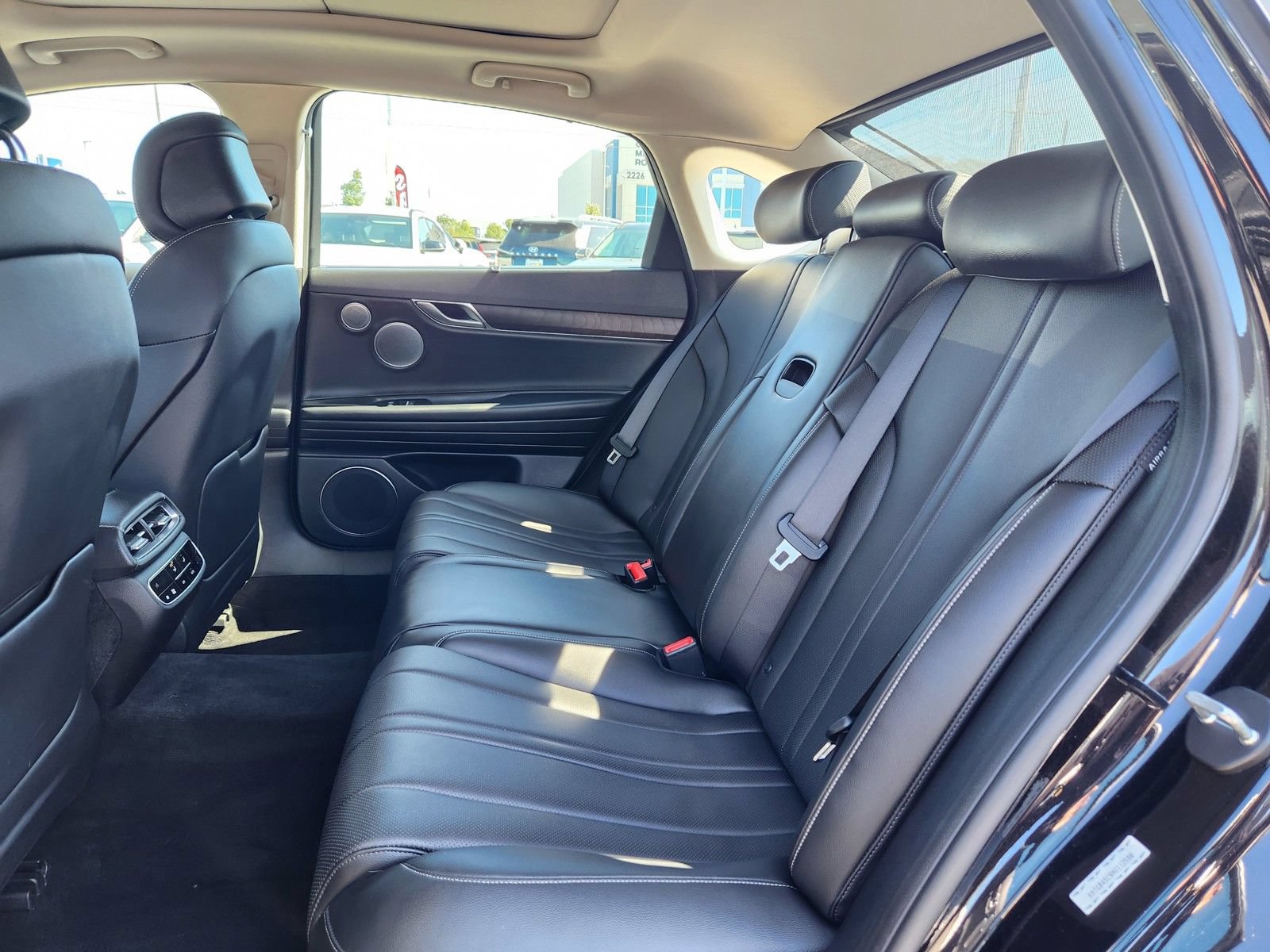 Used 2022 Genesis G80 2.5T w/ Advanced Package RWD image 12
