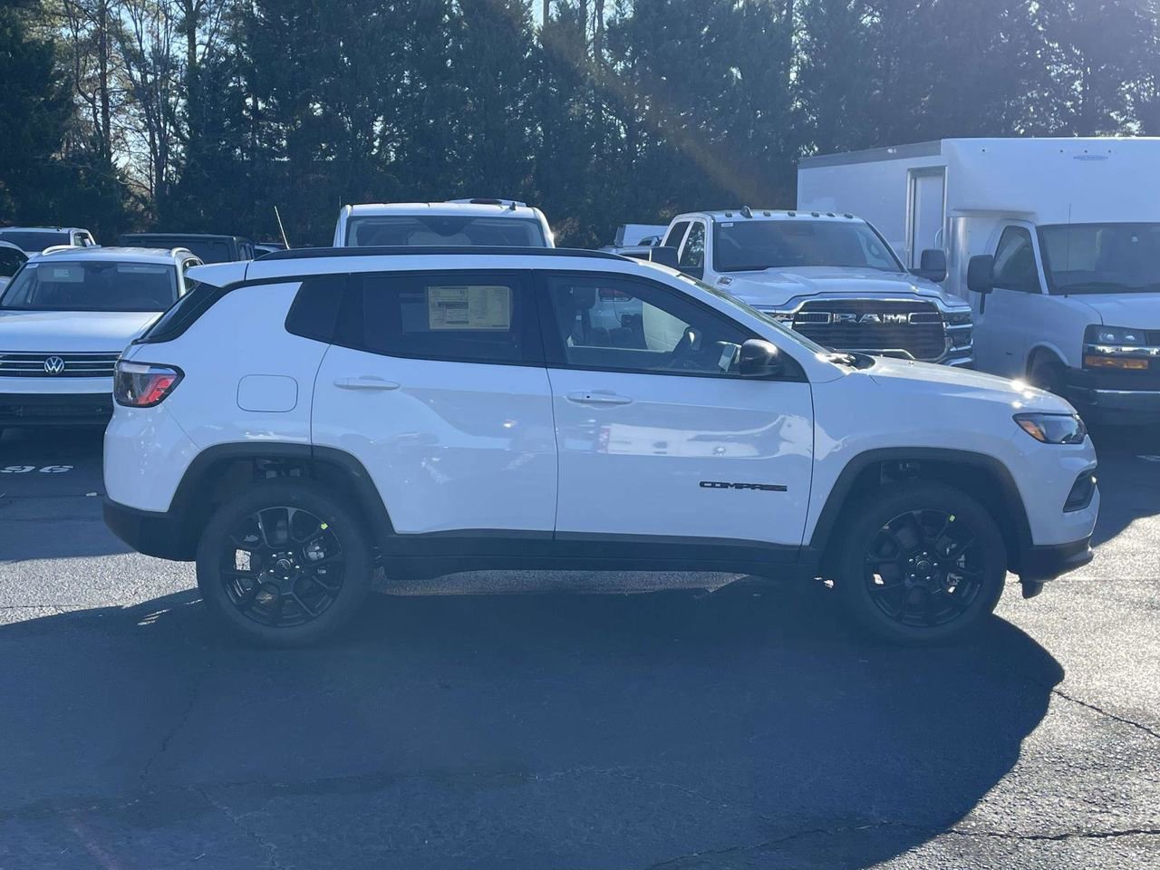 New 2026 Jeep Compass Latitude AWD/4WD image 10