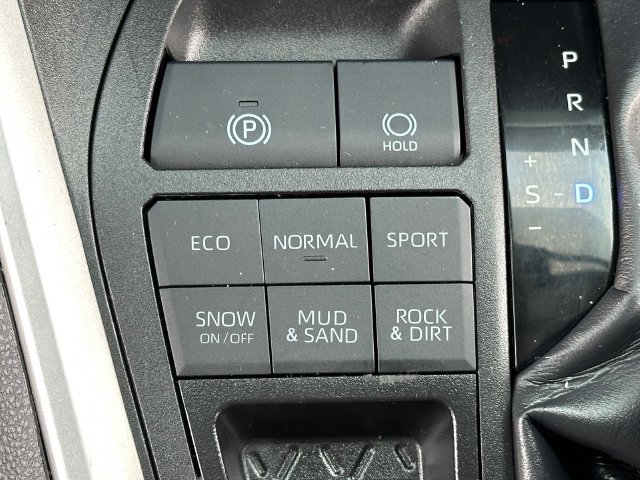 Certified 2025 Toyota RAV4 XLE AWD/4WD image 19