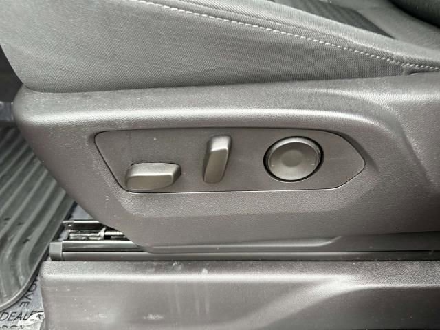 Certified 2025 Chevrolet Silverado 1500 LT image 6