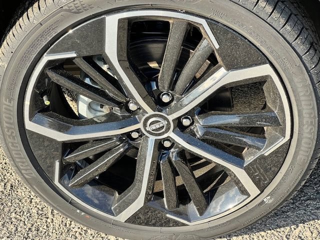 New 2025 Nissan Altima 2.5 SR AWD/4WD image 9