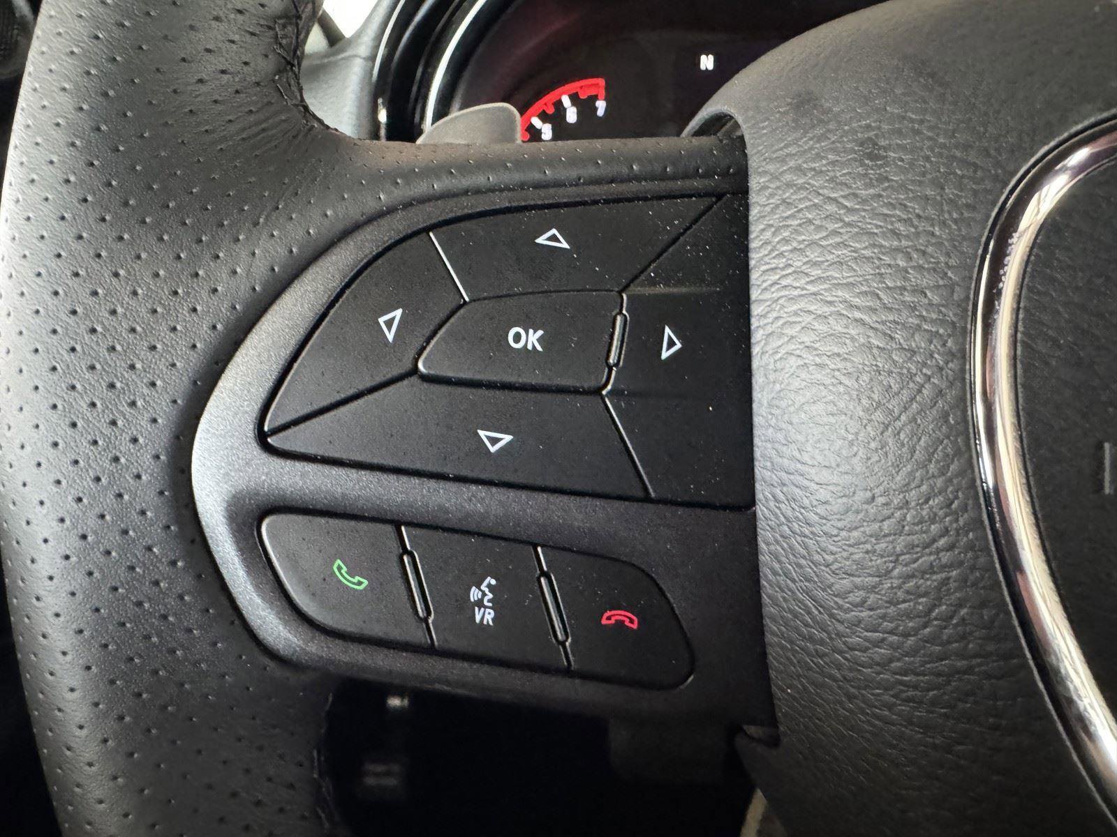 Used 2025 Dodge Durango GT w/ Blacktop Package image 19