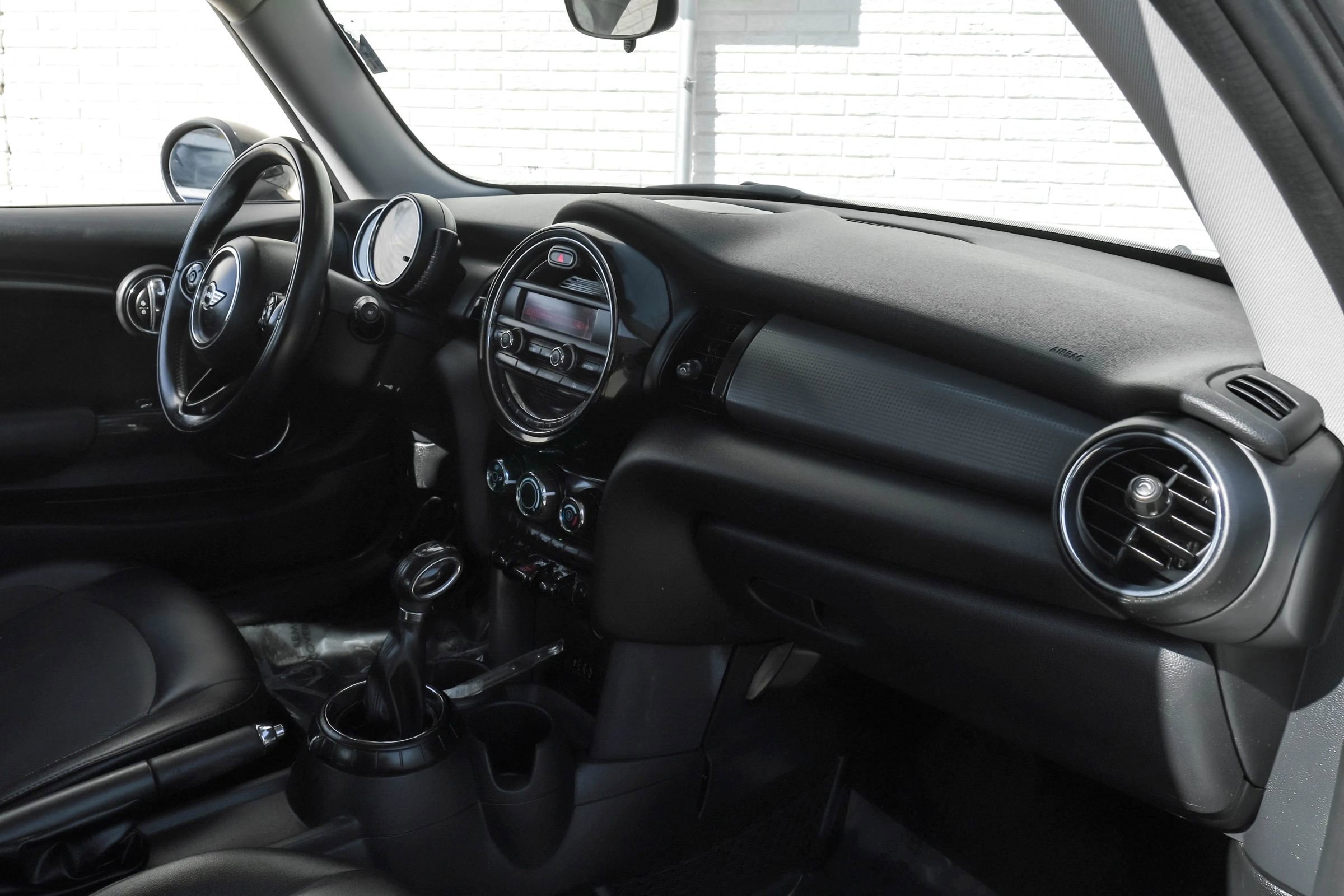 Used 2014 MINI Cooper 2-Door Hardtop image 11